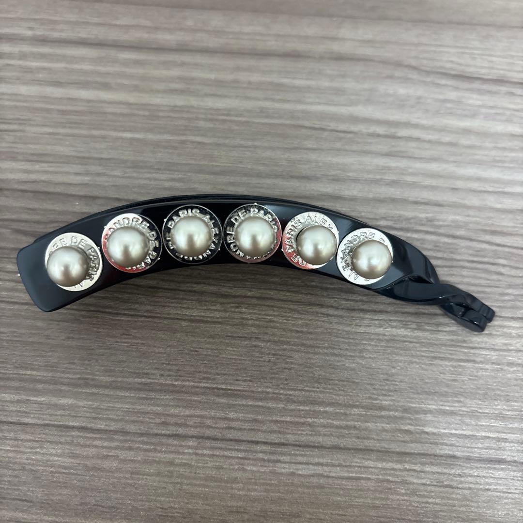 アレクサンドル・ドゥ・パリ キャスケード