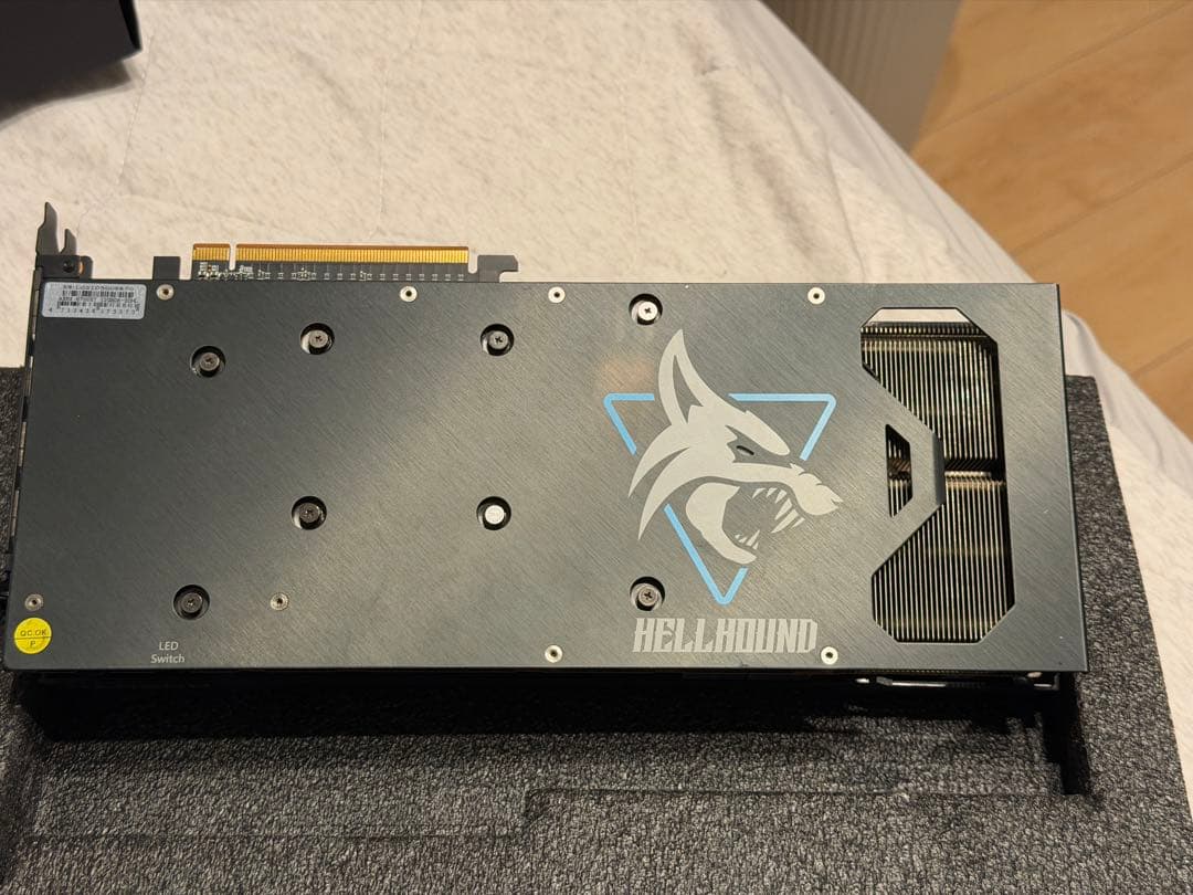 グラフィックボード・グラボ・ビデオカード HELLHOUND RX6700XT