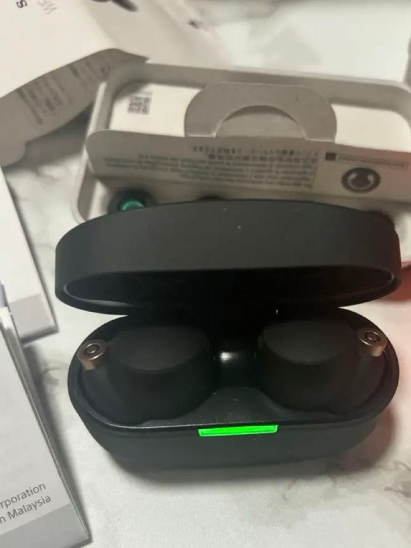 匿名配送⭐︎SONY ワイヤレスイヤホン　WF-1000XM4