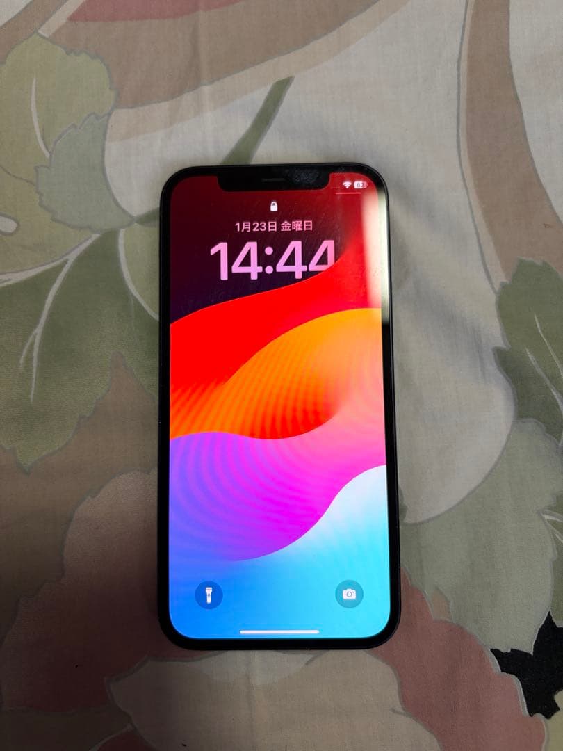 iPhone 12 64GB ブラック 本体