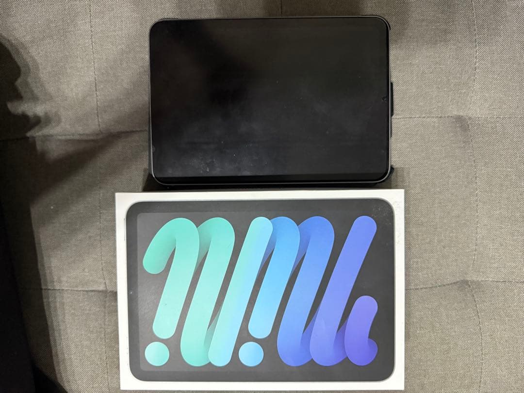 iPad min 第7世代　space gray