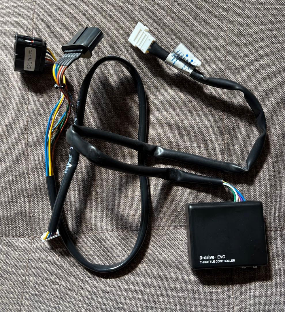 JB74 pivot 3-drive EVO スロットルコントローラー