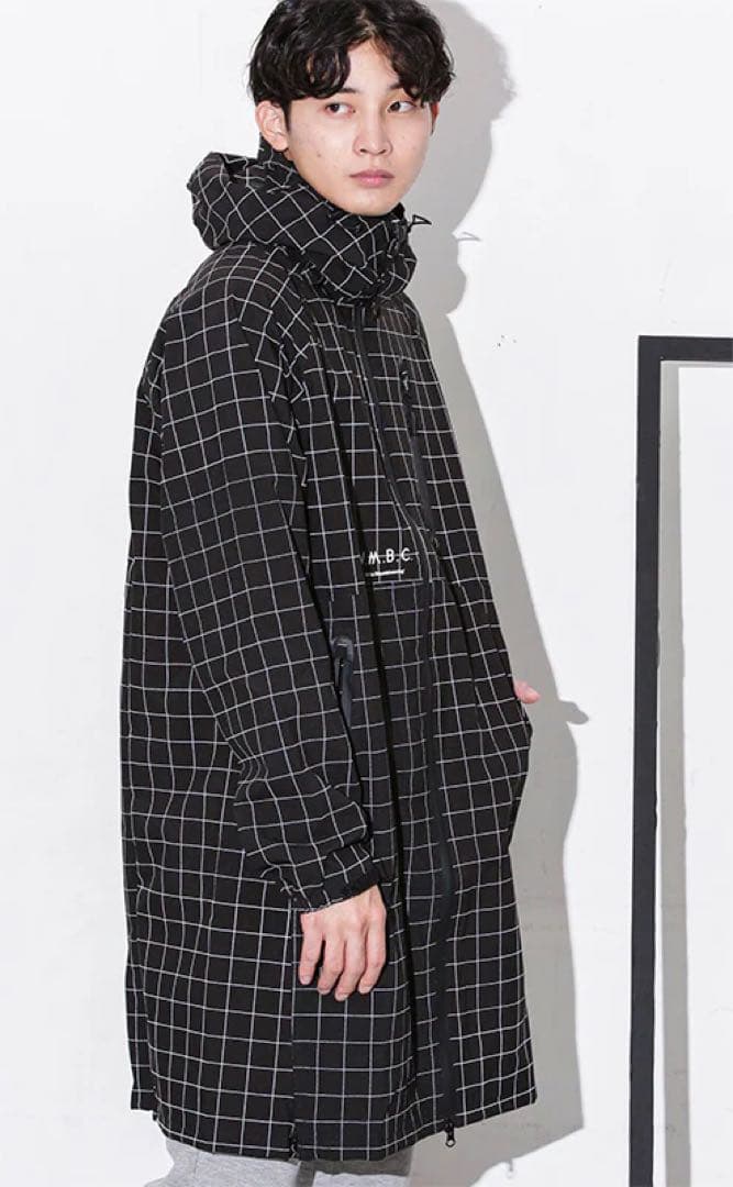 ホワイトマウンテニアリング WM × キウ KiU ロングジャケット