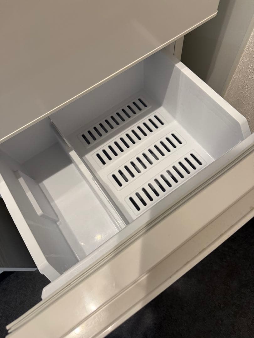 無印良品　ホワイト冷蔵庫１２６Ｌ