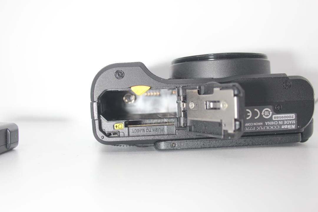 （美品）Nikon COOLPIX P7700 訳あり