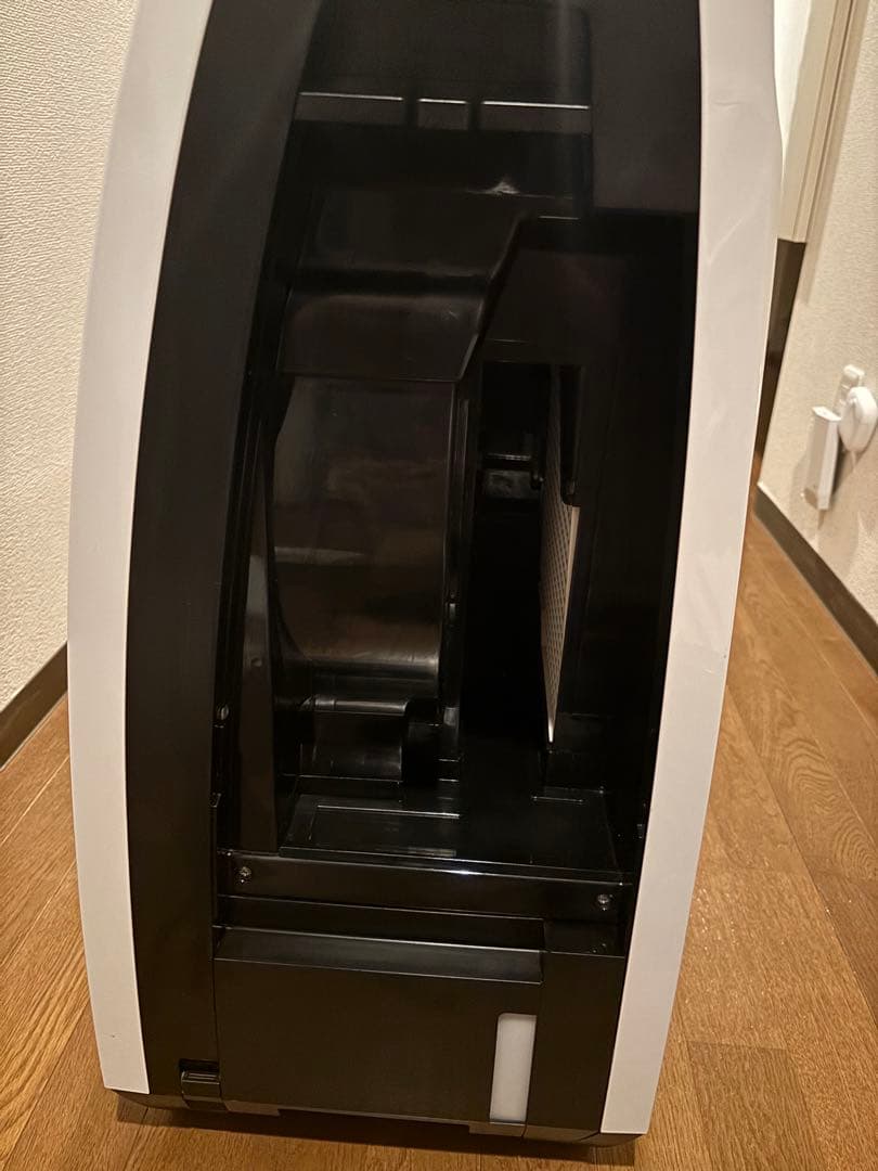 SHARP 除湿機 加湿機　ホワイト　（即決不可）