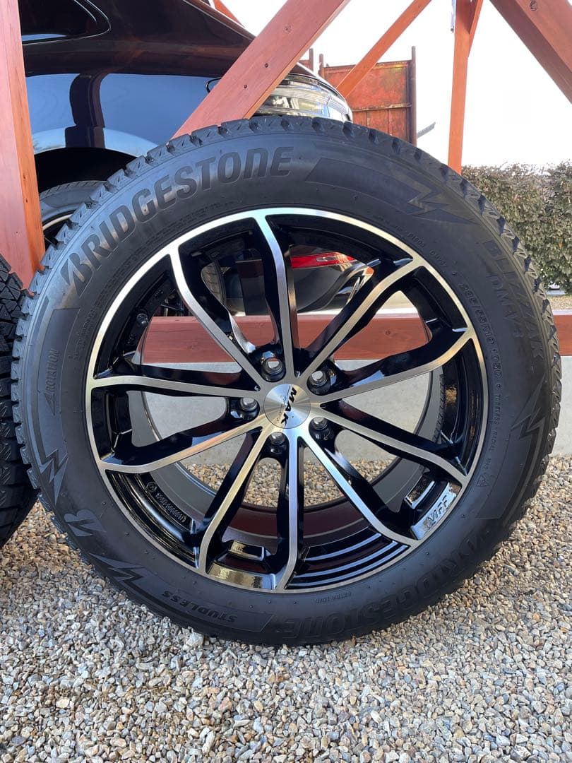 雨*太様 ポルシェマカン95B BS ブリザック19インチ スタッドレスタイヤホ