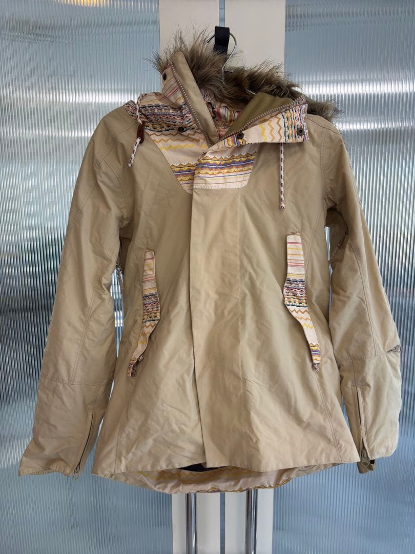 バートン　ベージュファー付きジャケット　サイズs