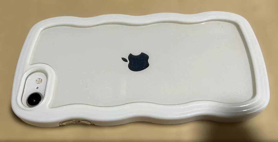 iPhone SE第3世代256GB Apple care+盗難・紛失あり