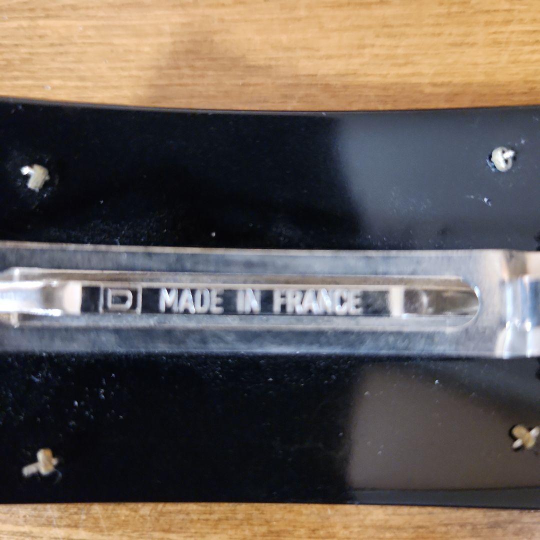 miiko ginta ⑬⑭⑲ 猫 レースメタル花柄 カサブランカっぽい花