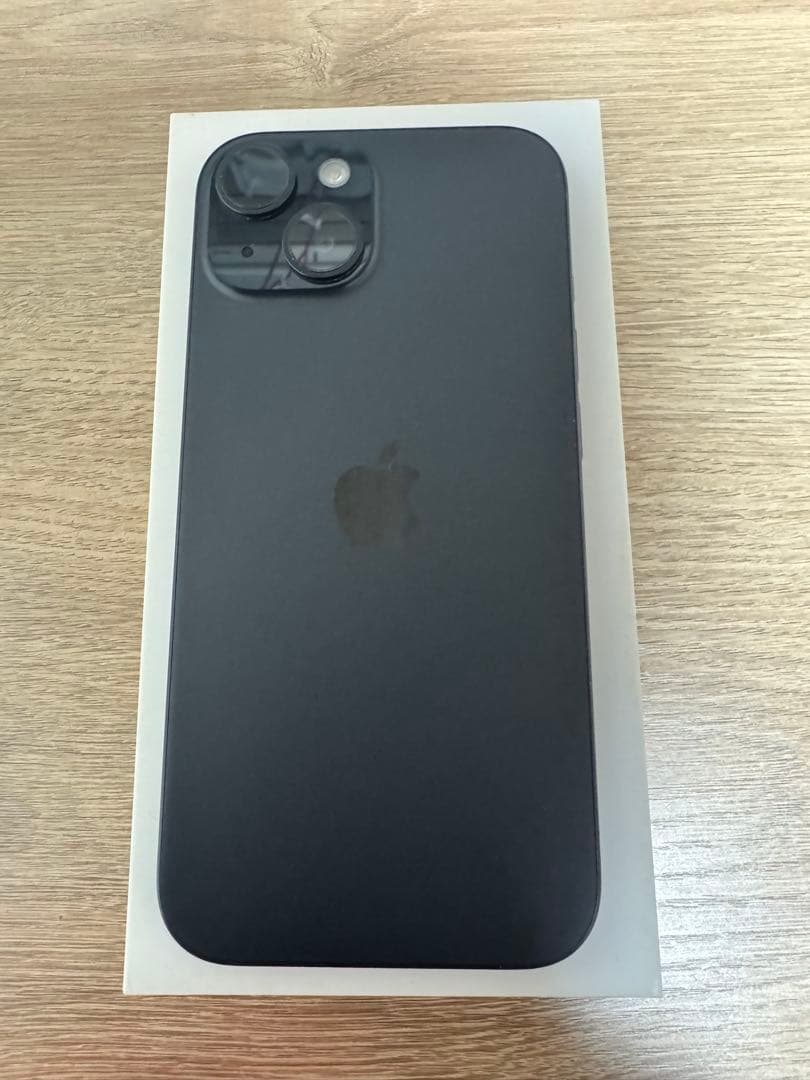 iPhone 15 ブラック 256GB SiMフリー 本体のみ