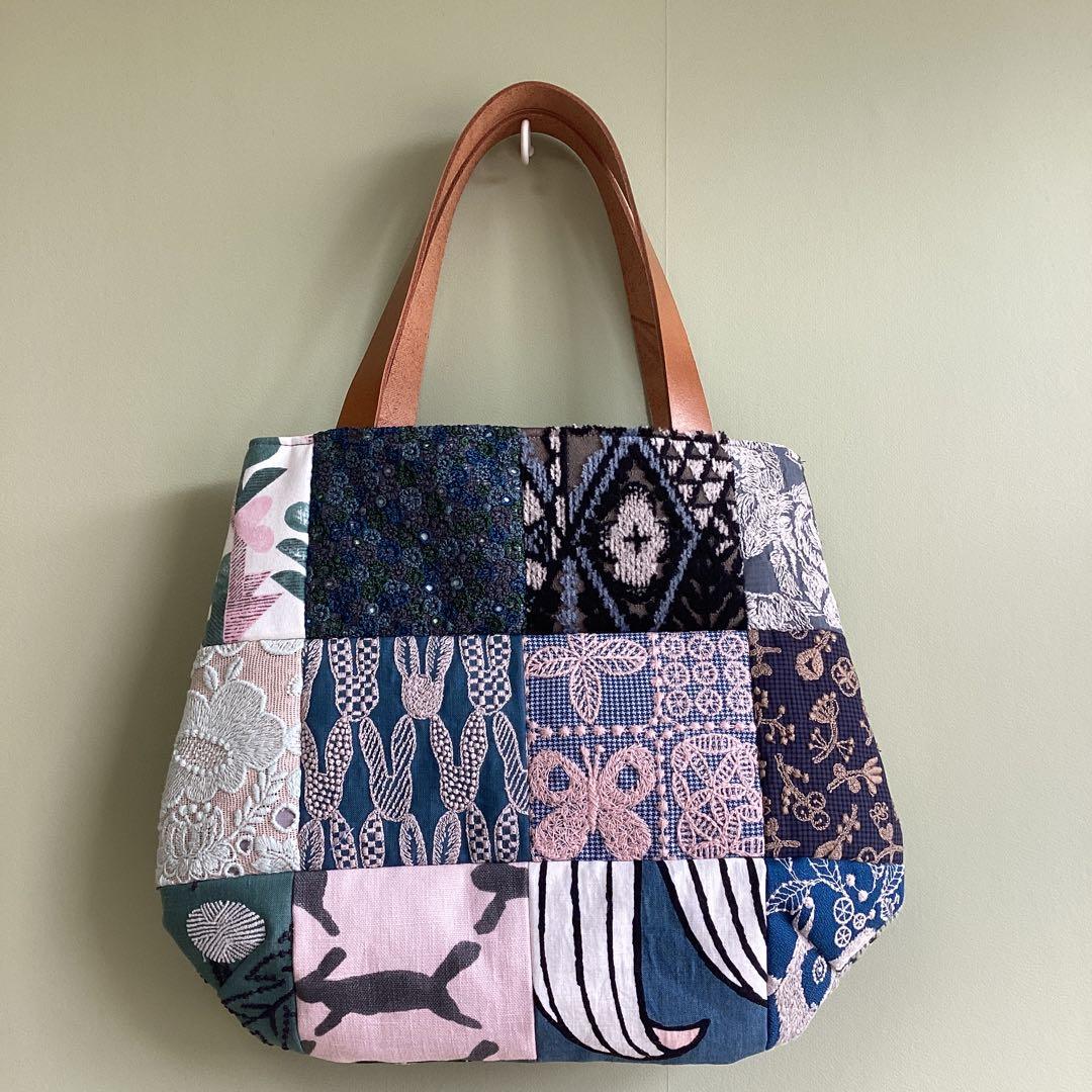 ミナペルホネンハギレをパッチワークふっくらまるみのトートバッグハンドメイド