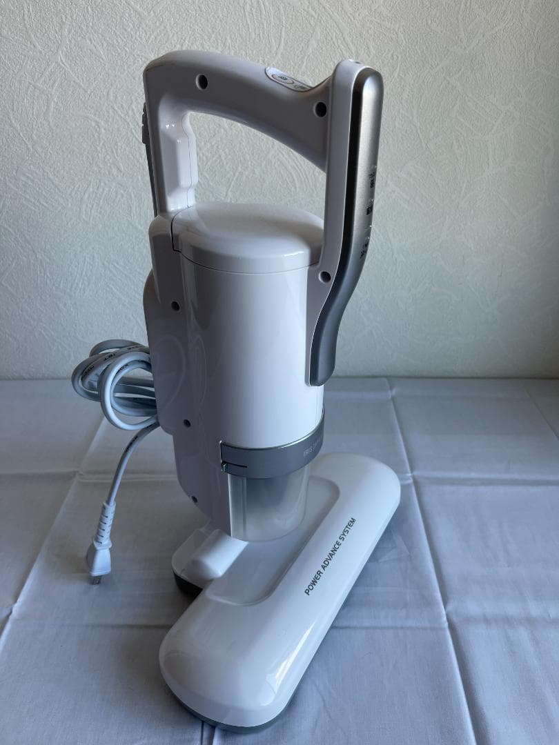 【中古】IRIS OHYAMA　ACふとんクリーナー IC-FAC4