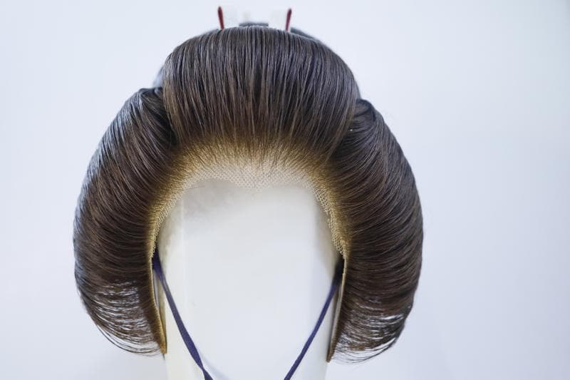 ◆文金高島田　しげもりかつら　人気の栗色　5号　◆かつら用中古ケース付き①