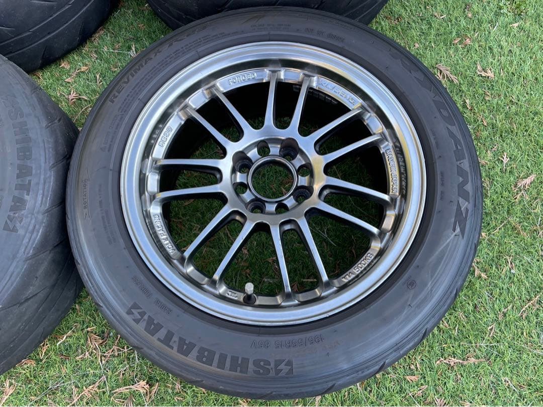 RAYS RE30 15インチ 7J+28 195/55R15 シバタイヤ付