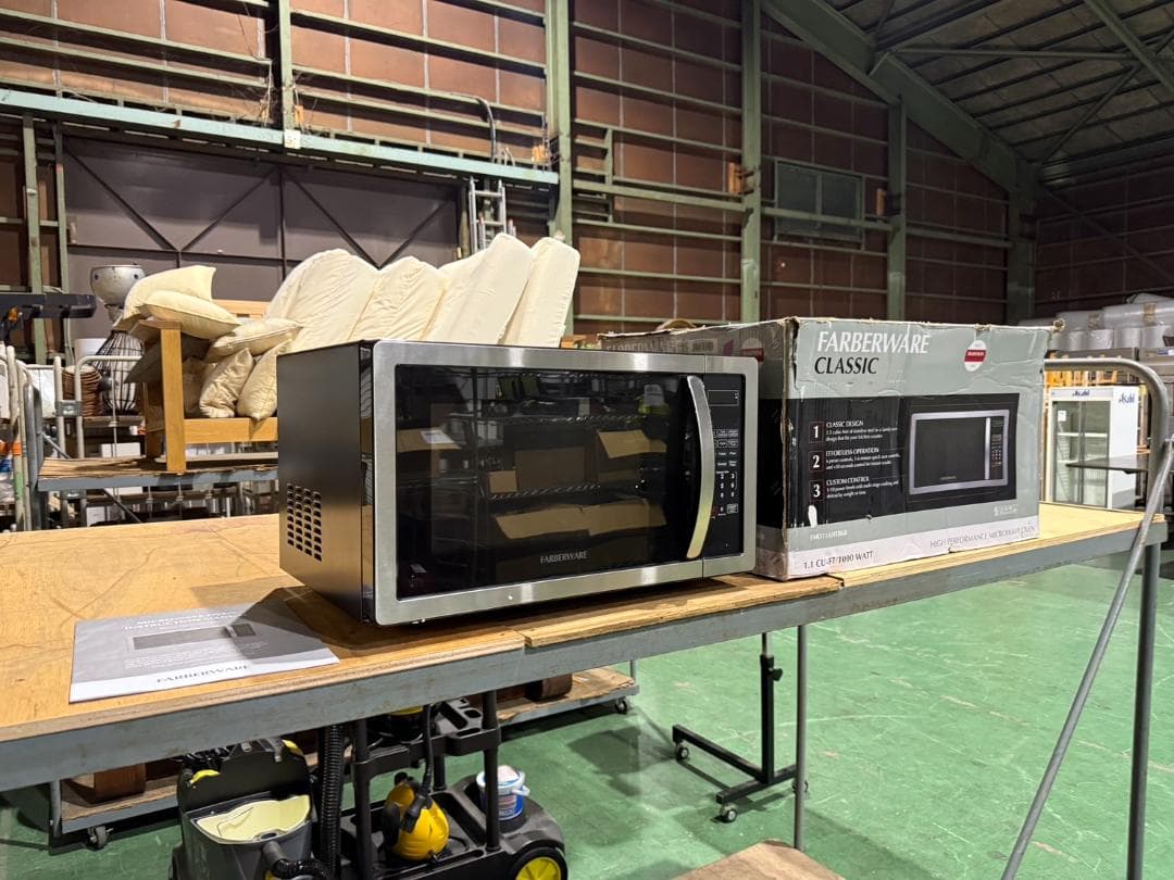 Farberware カウンタートップ電子レンジ　開封未使用品