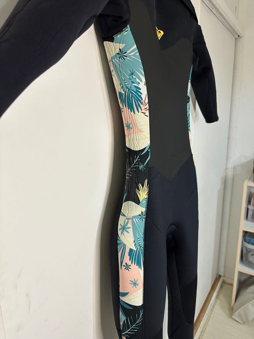 ⚠️ぶーさん専用商品ROXY ウエットスーツ 厚み3mm