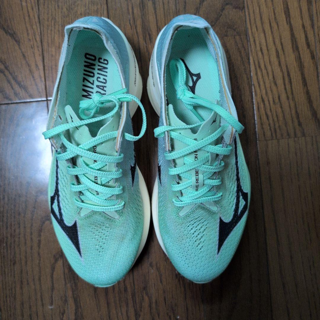 ま*さ様 ミズノ ウエーブリベリオンプロ３ 24.5cm