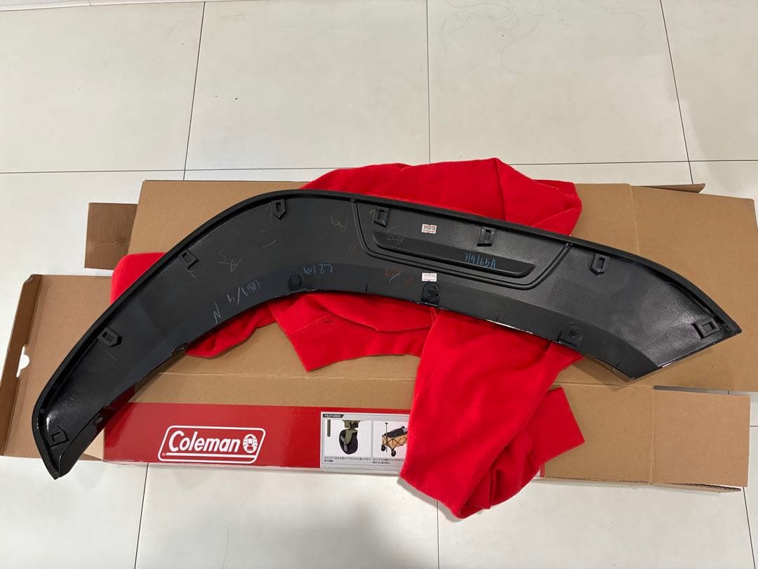 ハイラックスGR 純正オーバーフェンダー（2022年式）