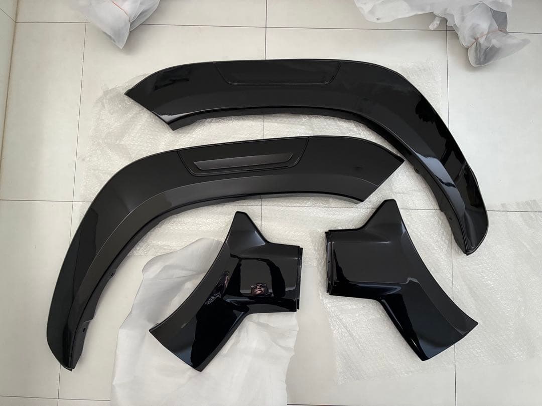 ハイラックスGR 純正オーバーフェンダー（2022年式）