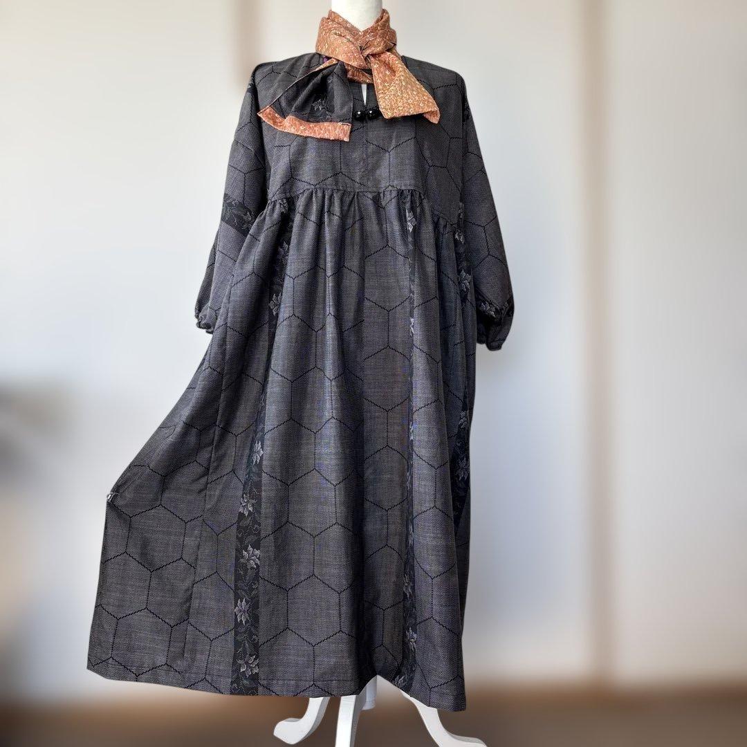 着物リメイク　古布大島紬　和装リメイク 和モダンカジュアル　旅行　体型カバー