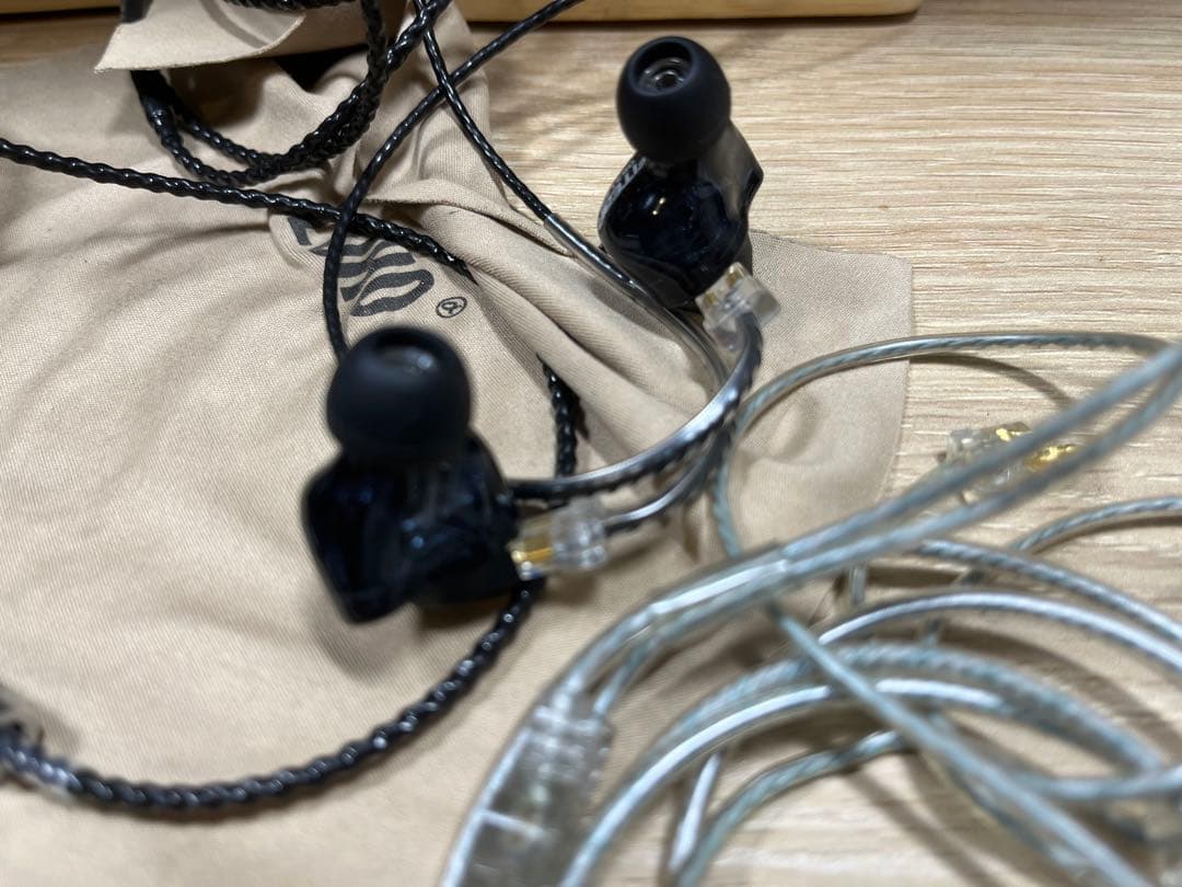 FITEAR togo 334 ユニバーサル　イヤフォン ブラック ケース付き