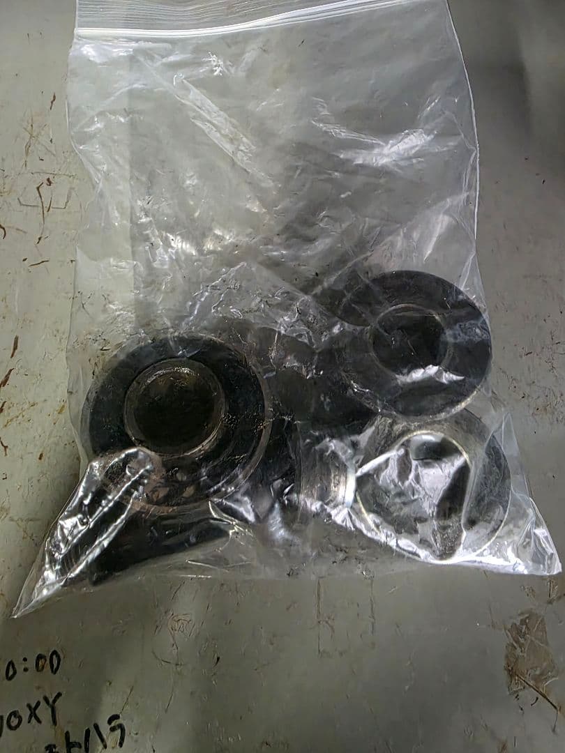 ゼファー1100 純正ホイール　タイヤ2025年製バリ溝！