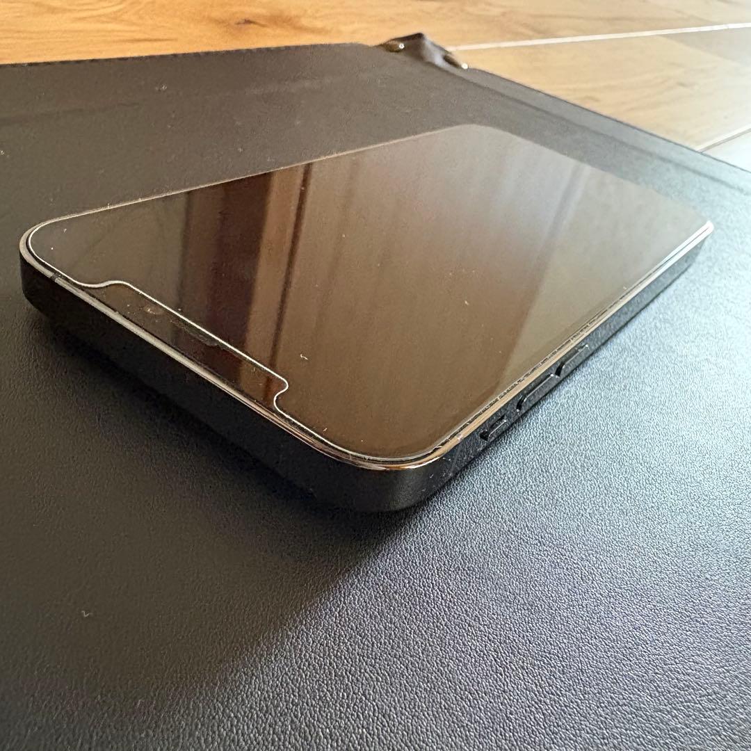 【極美品】iPhone12pro 256G グラファイトiFace＋フィルム付