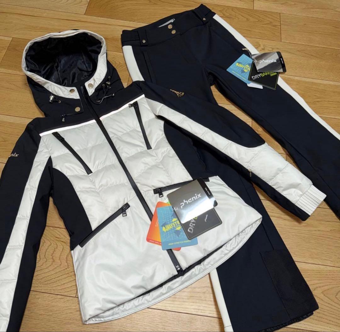 定価11万4000円 新品タグ付きPhenix スキーウェア上下セット Sサイズ