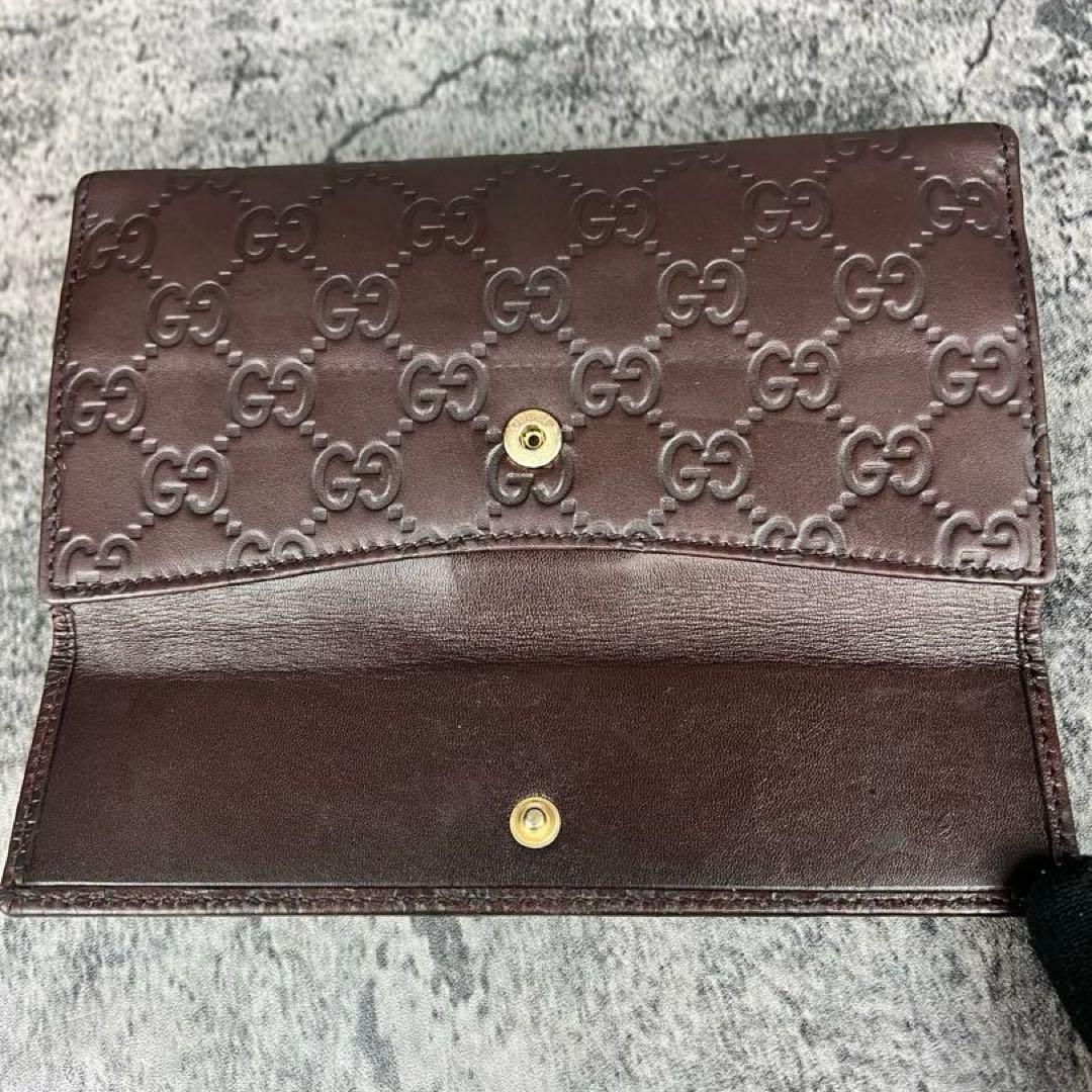 GUCCI シマ レザー エンボス GG ゴールド金具 Wホック