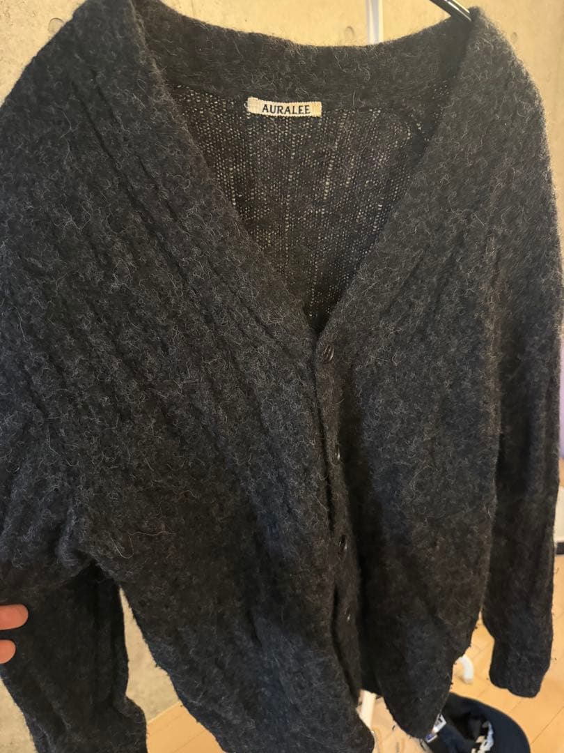 オーラリー　カーディガン