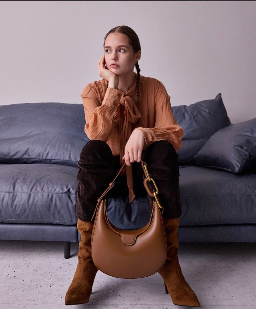 CHARLES & KEITH Kora ショルダーバッグ