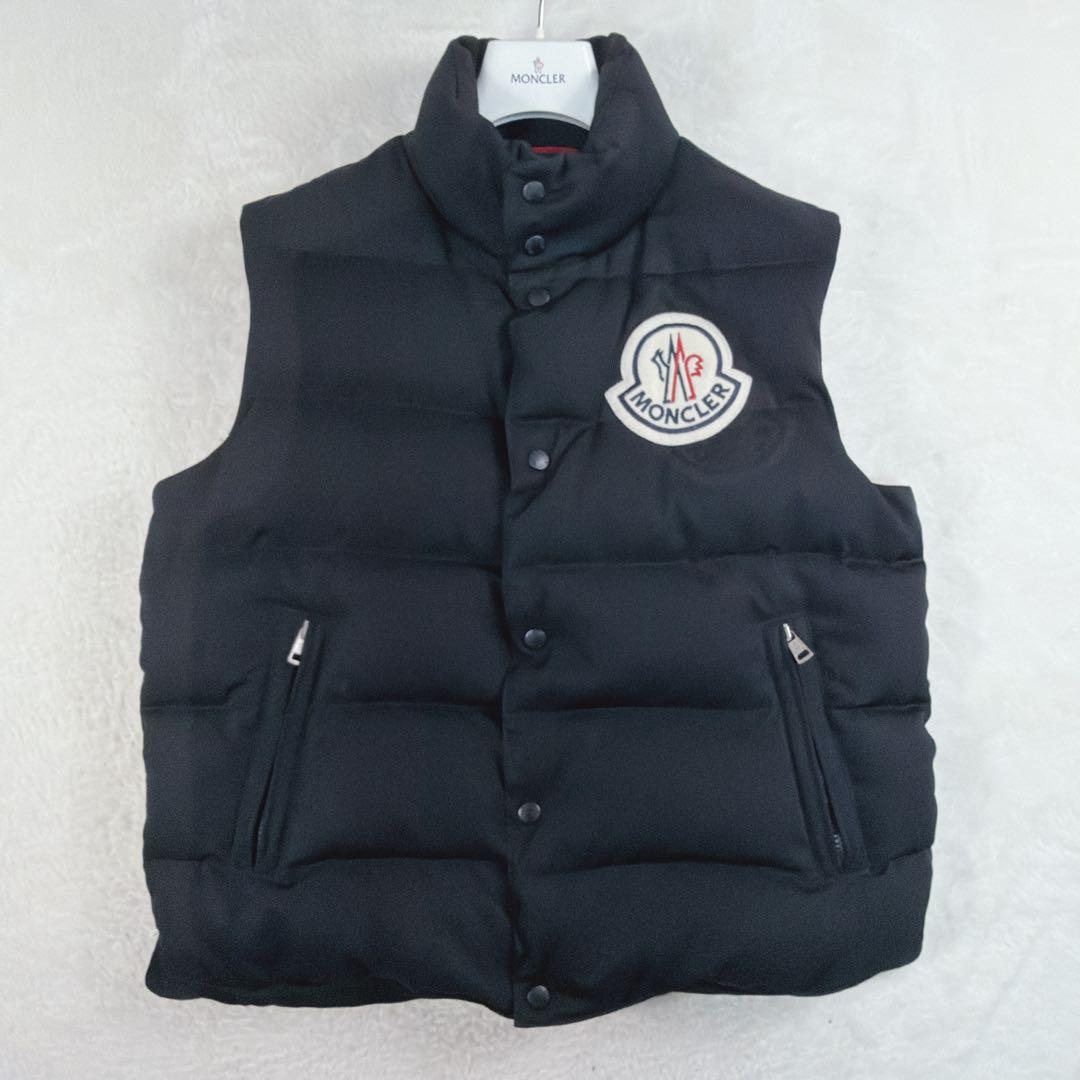 希少 MONCLER JUNYA WATANABE ダウンベスト 裏地カモフラ