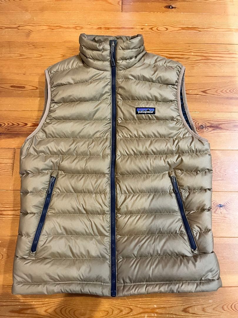 patagonia ダウンベスト S メンズ　パタゴニア