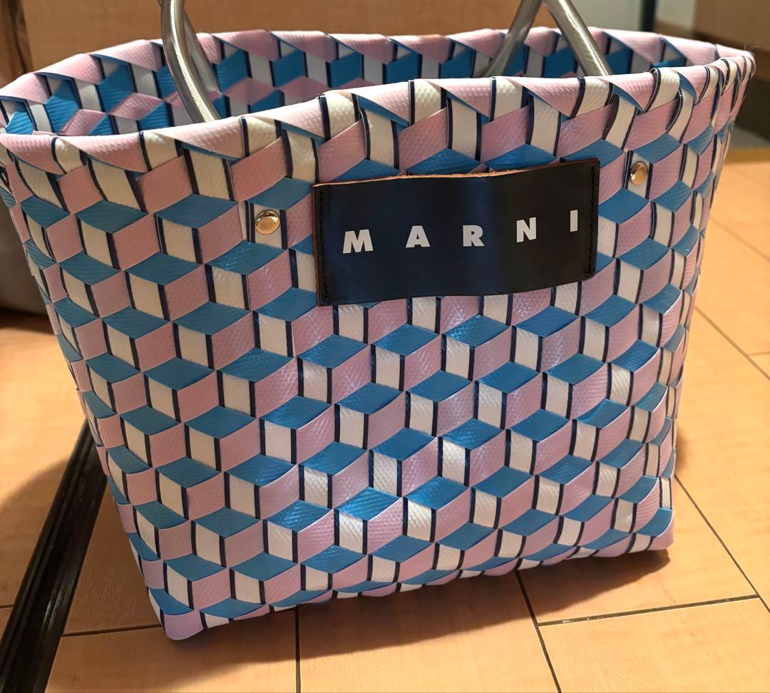 MARNI 立体キューブ模様 かごバッグ
