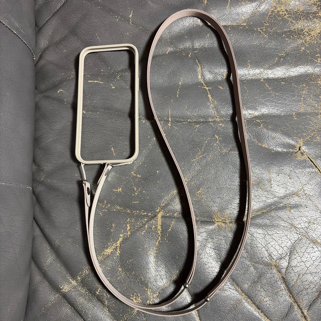 Apple純正 iPhone Air Bumper クロスボディストラップ タン