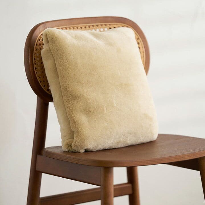 日本毛布工業組合　クッションブランケット　ブランケット　ひざ掛け