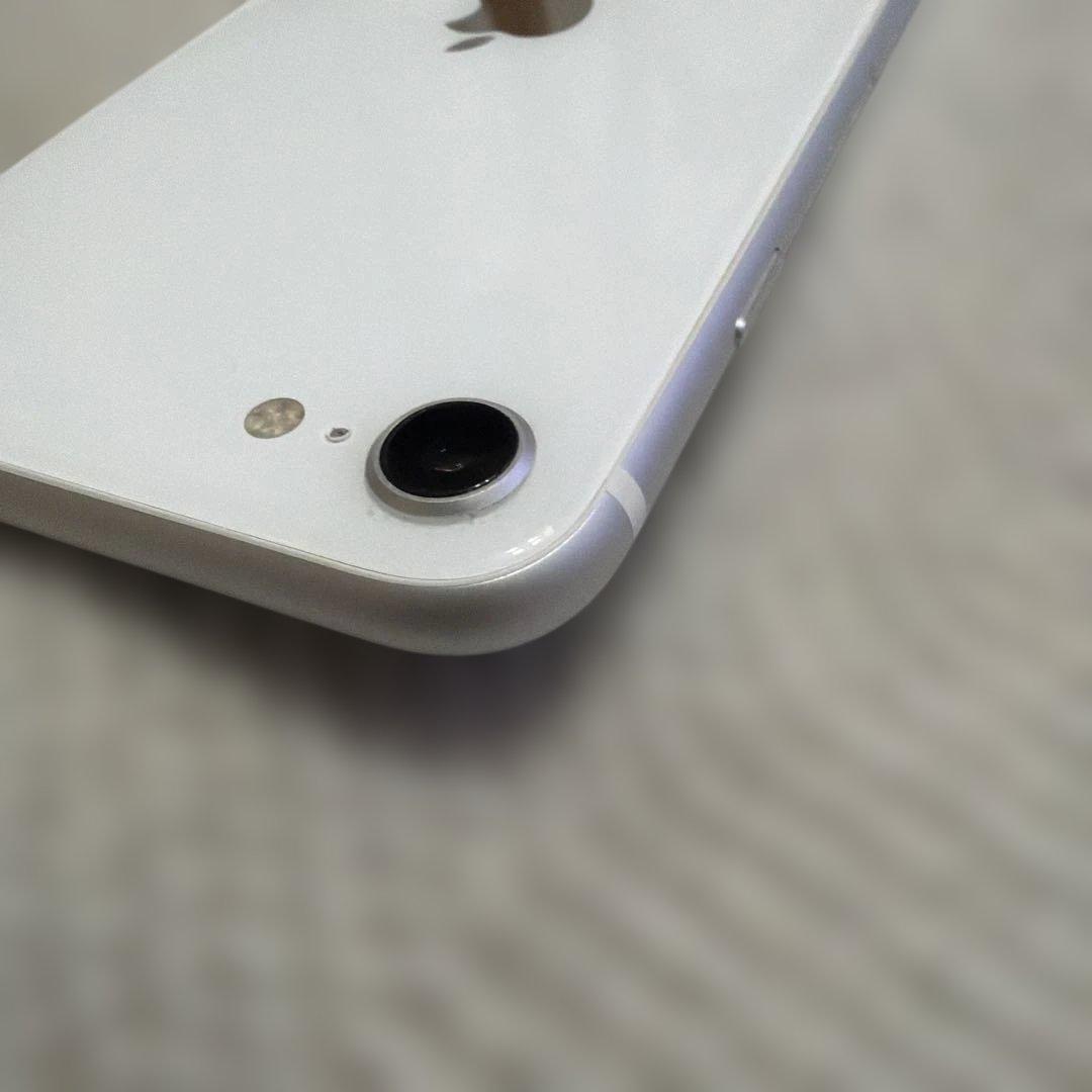 iPhone SE2 ホワイト　64