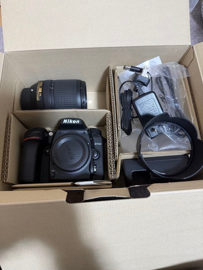 デジタルカメラ Nikon D7500 18-140 VR Kit
