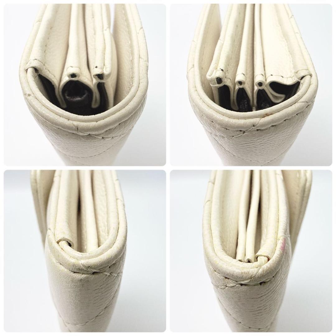 シャネル マトラッセ ココマーク キャビアスキン ホワイト 二つ折り長財布