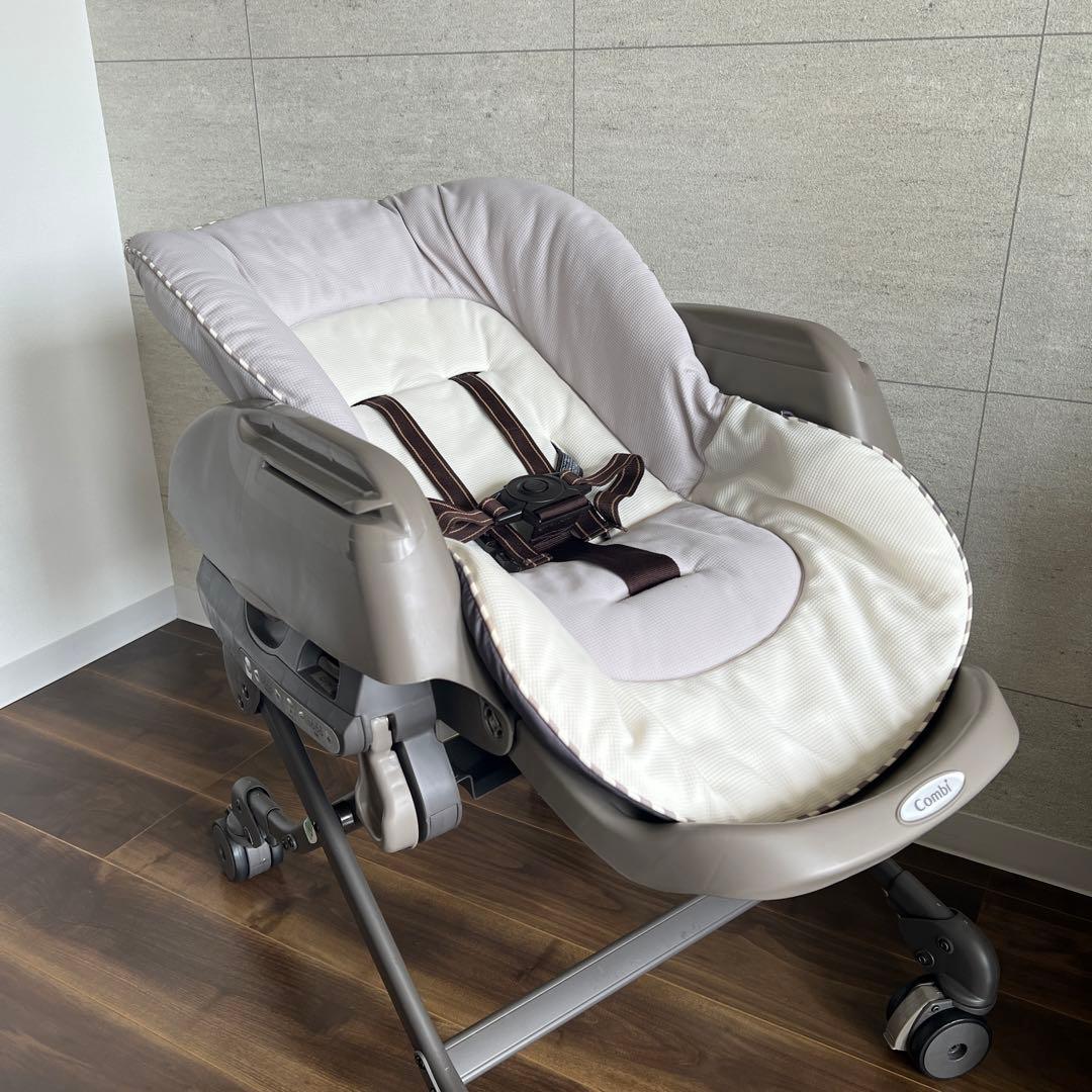 コンビ オートスイング ネムリラ BEDi