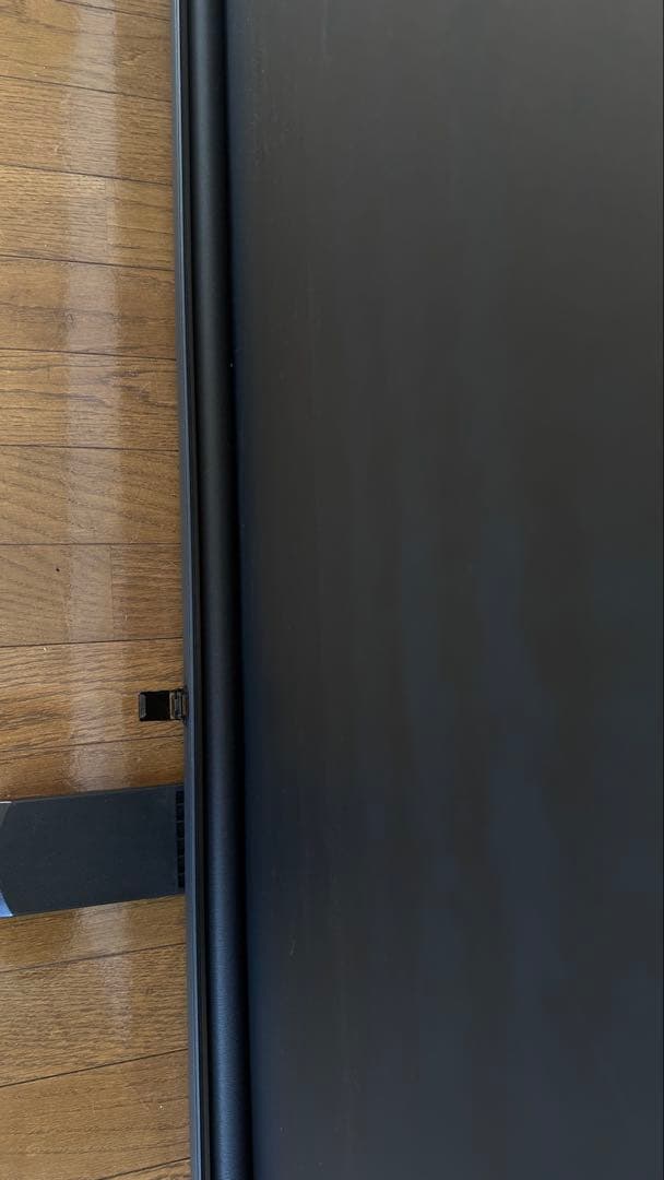 投影スクリーン