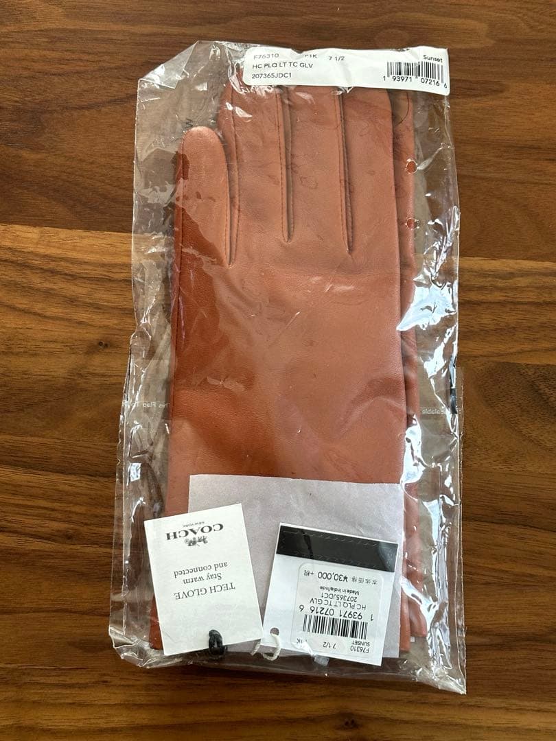 【新品】coach グローブ　レザー　ブラウン