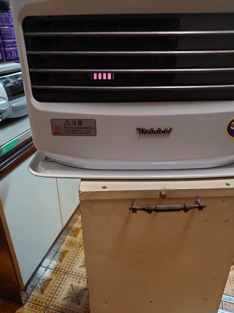 ダイニチファン匕−タ−FW−5722LS 2022年製