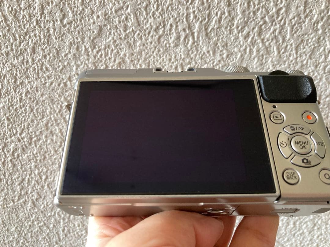 【動作確認済み】Fujifilm X-A3【一眼レフ】