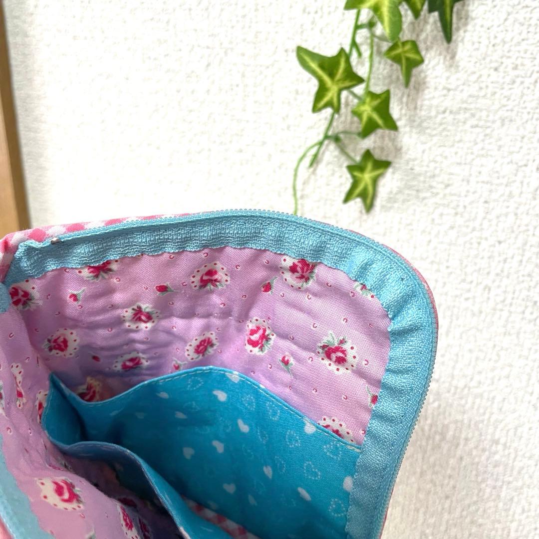 ハローベイビー　L字ファスナーポーチ