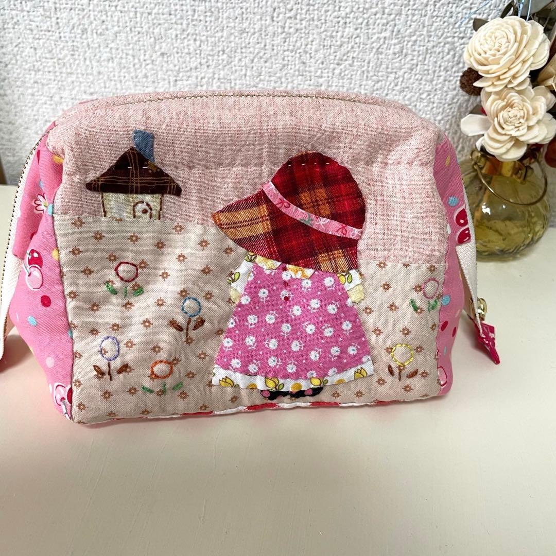 ハローベイビー　L字ファスナーポーチ