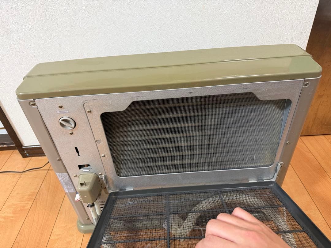 コロナ 温水ルームヒーター CRH-580BS 2002年製 リモコン無し