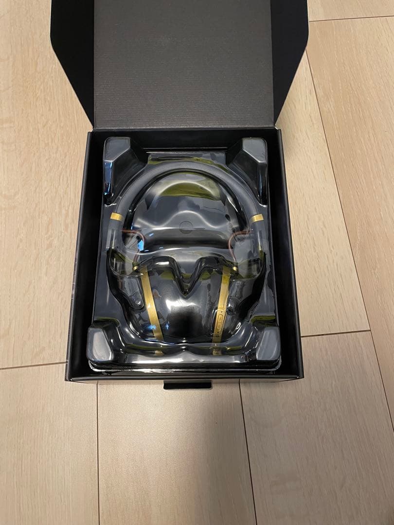 VH-Q1 ブラック ワイヤレスヘッドホン