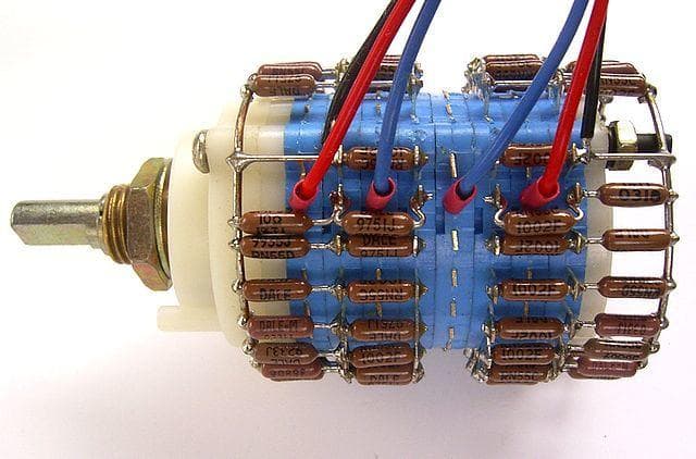 Dale抵抗 高音質 100kΩ2連24ポイントラダー・アッテネーター